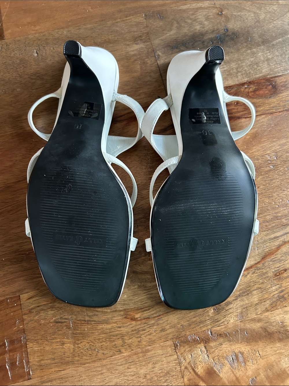New Kelly & Katie White Bareback Sandal Pumps, 10 M - Picture 8 of 8